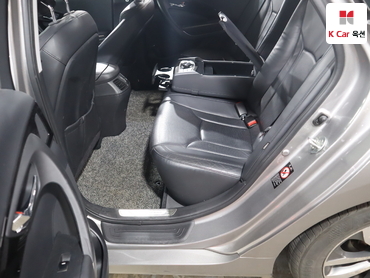 2011 - hyundai grandeur