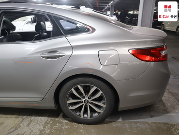 2011 - hyundai grandeur