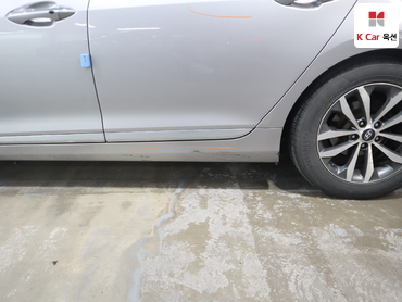 2011 - hyundai grandeur
