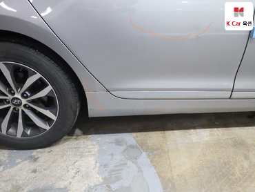 2011 - hyundai grandeur