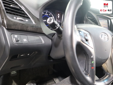 2011 - hyundai grandeur