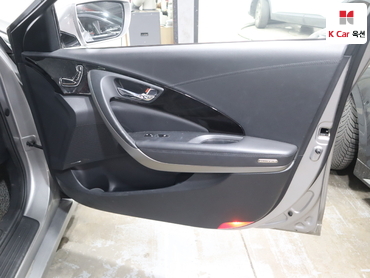 2011 - hyundai grandeur