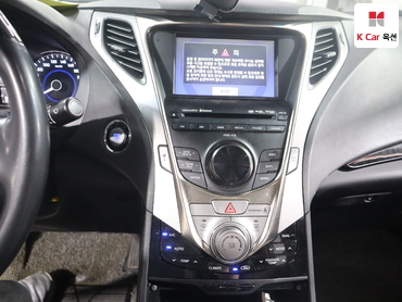 2011 - hyundai grandeur