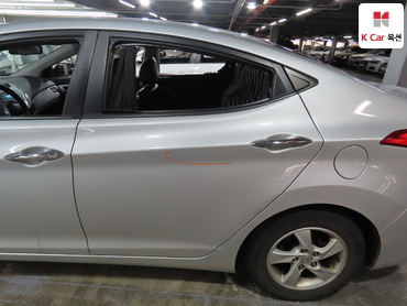 2011 - hyundai avante