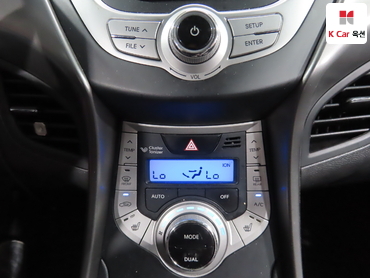 2011 - hyundai avante
