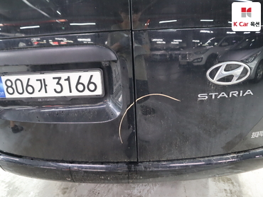 2023 - hyundai staria