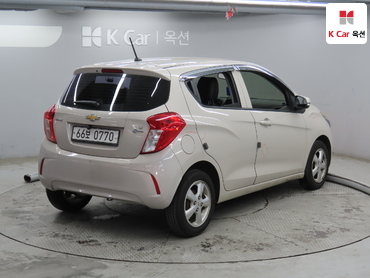 2016 - chevrolet spark