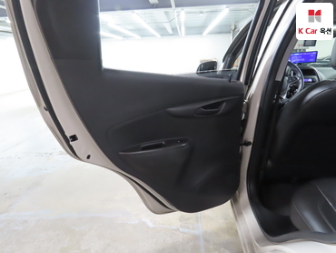 2016 - chevrolet spark