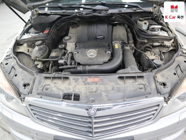 2011 - mercedes-benz c200