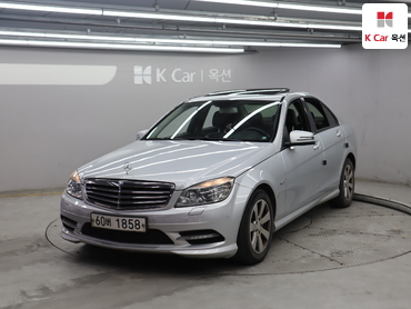 2011 - mercedes-benz c200