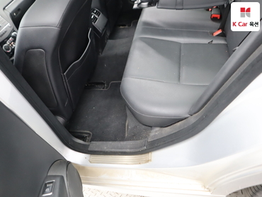 2011 - mercedes-benz c200