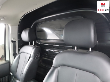 2022 - hyundai staria