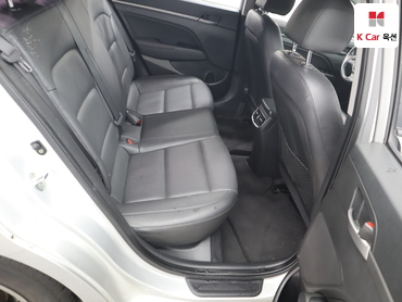 2017 - hyundai avante