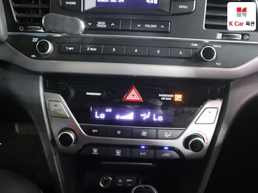 2017 - hyundai avante