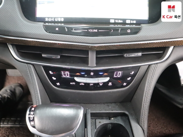 2017 - cadillac ct6