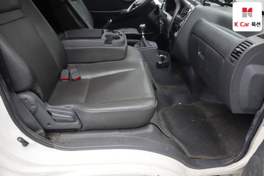 2014 - kia bongo iii