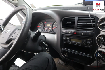 2014 - kia bongo iii