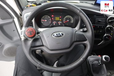 2014 - kia bongo iii