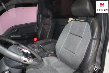 2014 - kia bongo iii