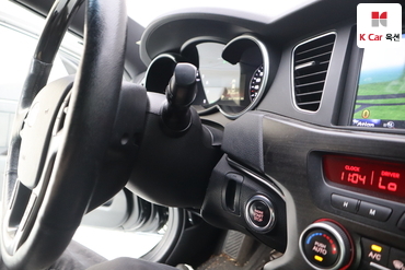 2012 - kia k7