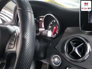2019 - mercedes-benz gla220