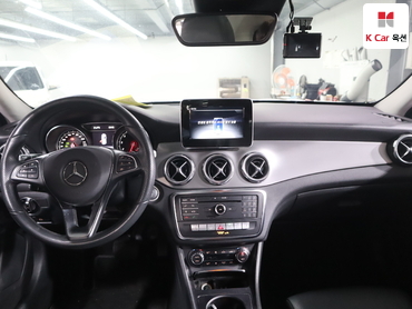 2019 - mercedes-benz gla220