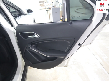 2019 - mercedes-benz gla220