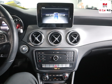 2019 - mercedes-benz gla220
