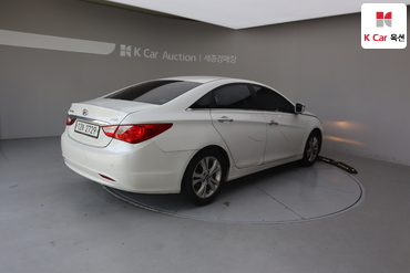 2012 - hyundai sonata