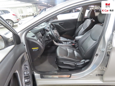 2014 - hyundai avante