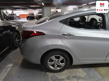 2014 - hyundai avante