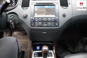 2010 - hyundai grandeur
