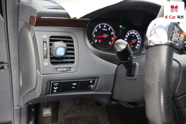 2010 - hyundai grandeur