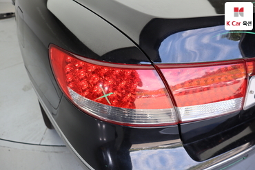 2010 - hyundai grandeur