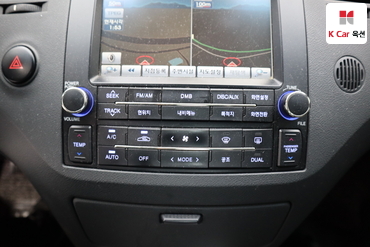 2010 - hyundai grandeur