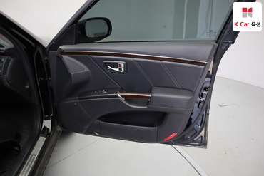 2010 - hyundai grandeur
