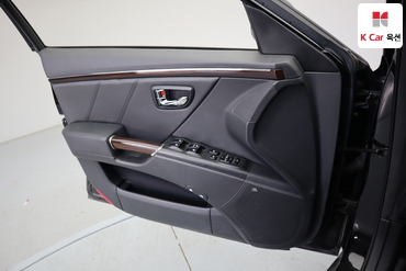 2010 - hyundai grandeur