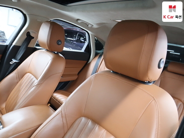 2020 - jaguar xf