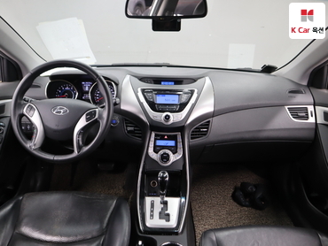 2011 - hyundai avante