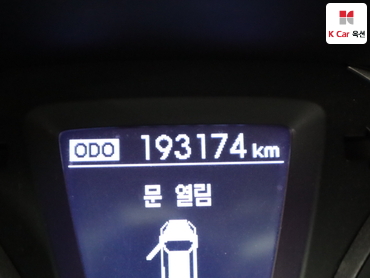 2011 - hyundai avante