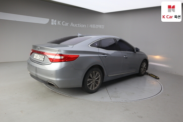 2015 - hyundai grandeur