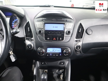 2011 - hyundai tucson