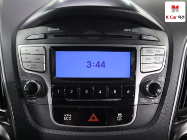 2011 - hyundai tucson