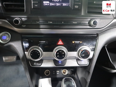 2019 - hyundai avante