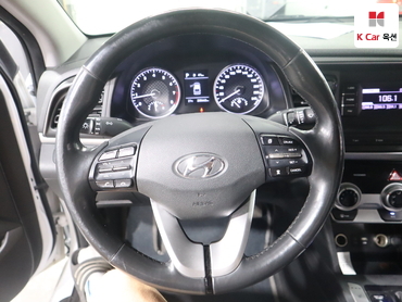 2019 - hyundai avante