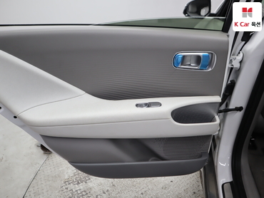 2023 - hyundai ioniq