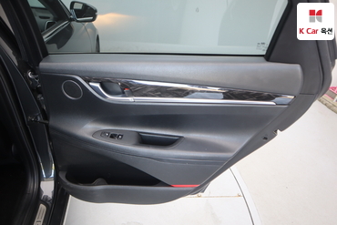 2018 - hyundai grandeur
