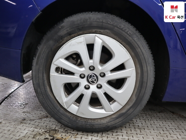 2018 - toyota prius