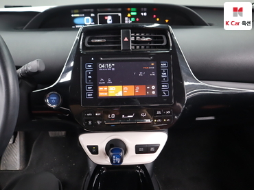 2018 - toyota prius