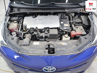 2018 - toyota prius